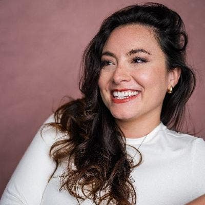MFA Actress Seeking Double Room Main Photo