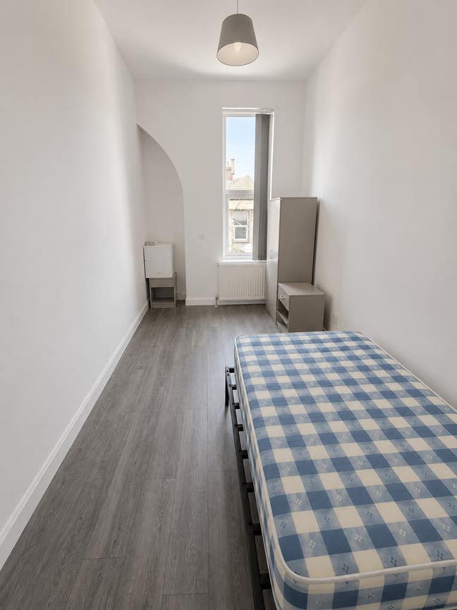 Double Room in Wolverhampton City Centre Main Photo
