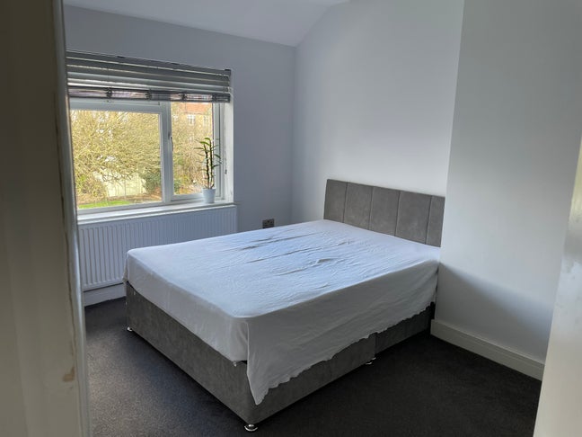 Room to Rent - Croxley / Watford Main Photo