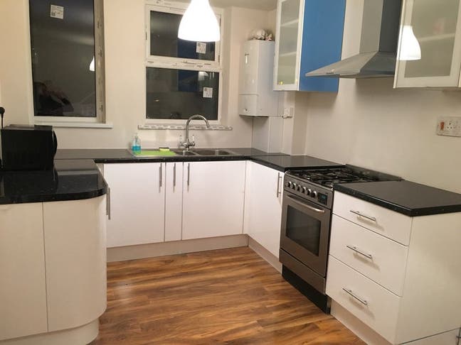Woolwich double room free food included Main Photo