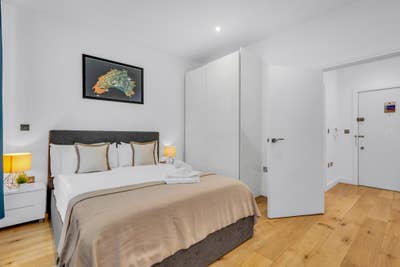 Serviced Studio – Central Hounslow TW3, Heathrow Main Photo