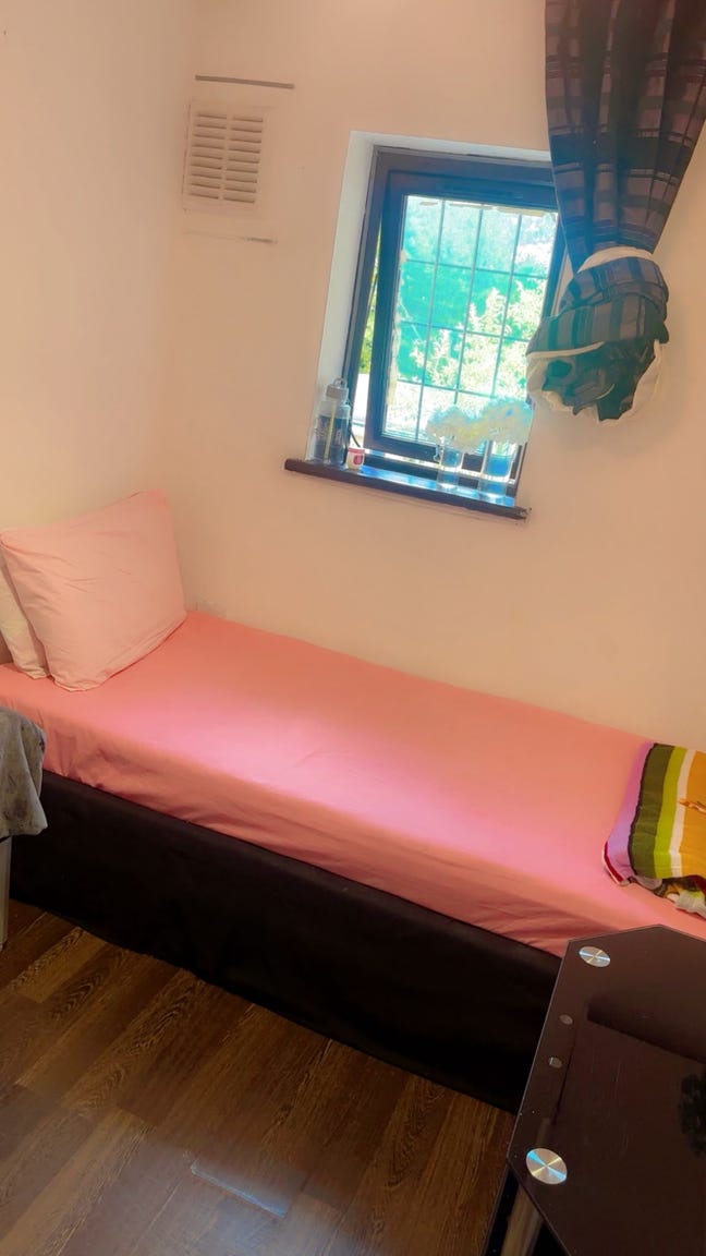 Huge Single Room IG1 – Female Preferred – &pound;480 Inc Main Photo