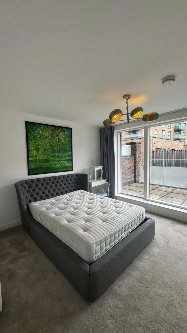 Stunning Property 10 minutes from North Greenwich  Main Photo
