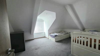 Shared Room at Thames Ditton Main Photo
