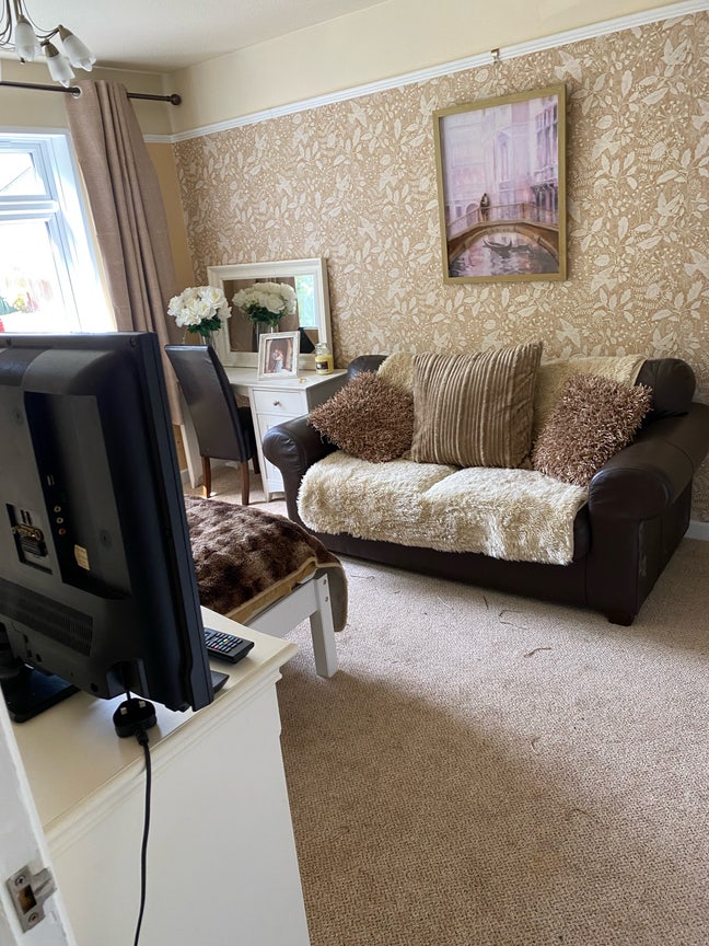 Large en-suite room  Main Photo