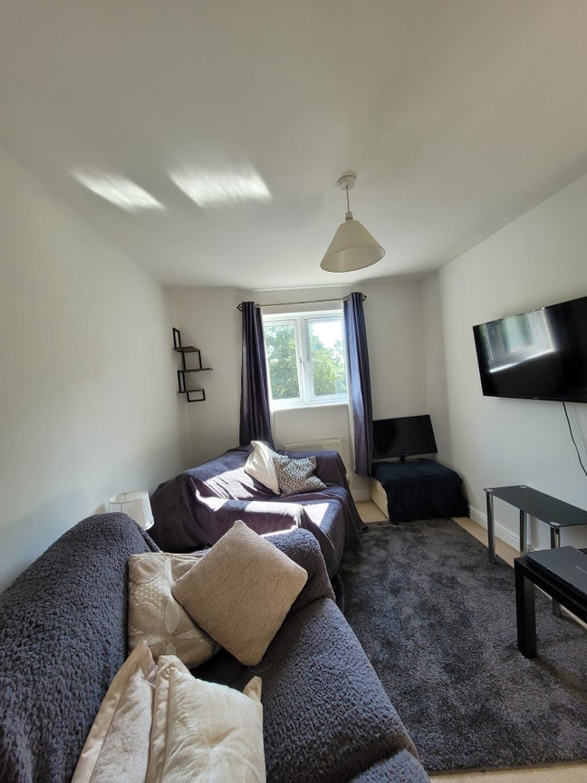 2 Double bedrooms available in house share Main Photo