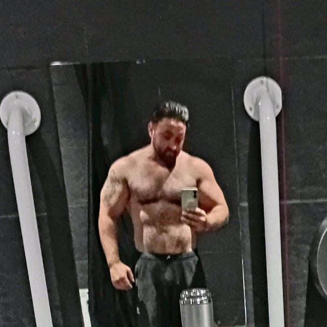 I work full time and love using the gym and o... Main Photo