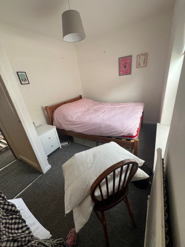 Double room walking distance to city centre Main Photo