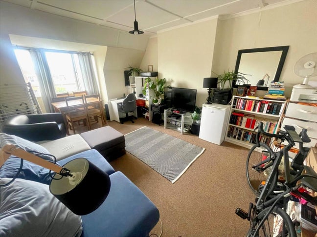 Spacious Double Room in Streatham! Main Photo
