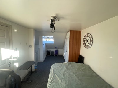 Loft En-Suite Room Main Photo