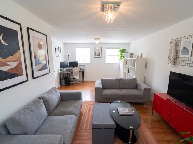 A stunning 1 bedroom apartment in E15 Main Photo
