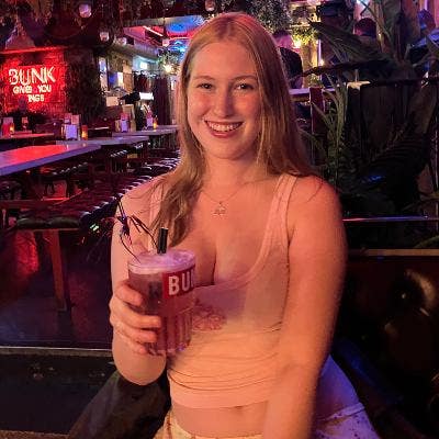 24 year old looking for friendly housemates Main Photo