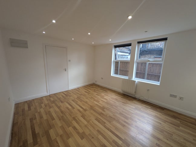 Cosy Studio 3min from Palmers Green Main Photo