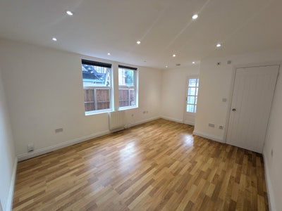 Cosy Studio 3min from Palmers Green Main Photo