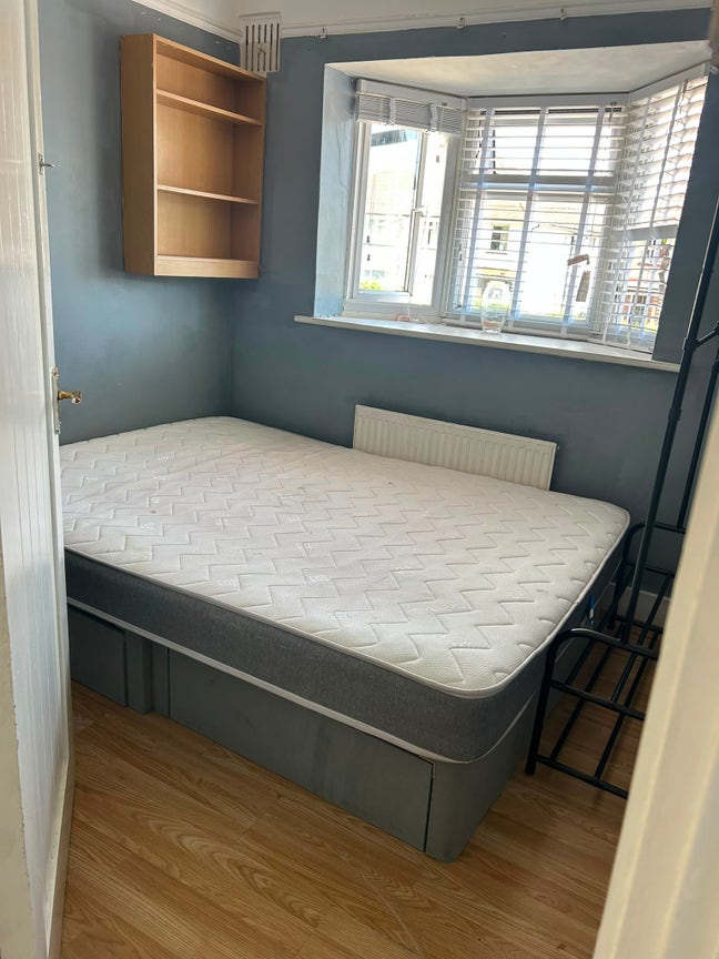 Double room to let Central Worthing  Main Photo