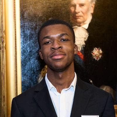 Finance professional seeking flat in East London Main Photo