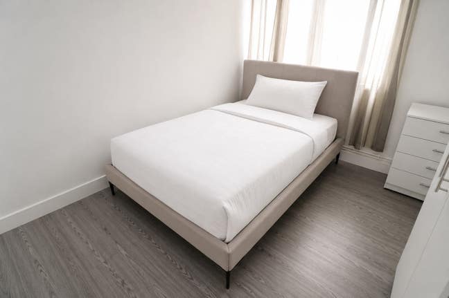 ✨3 Rooms Few Steps from Whitechapel Station✨ Main Photo