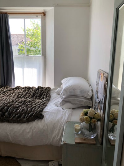 Bright cosy room central friendly parking garden Main Photo