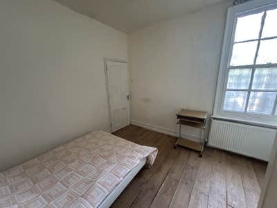 Selection of  Bedsits  Kensal Green NW10 (Harrow) Main Photo