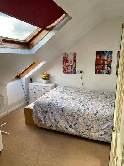  Cosy  rooms  females preferred - no bills   Main Photo