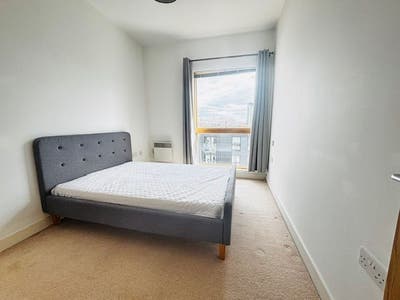 Double room with private bathroom — Green Quarter, Main Photo