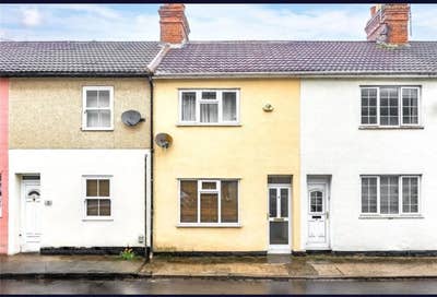 Single & Double Bedroom Available  Main Photo