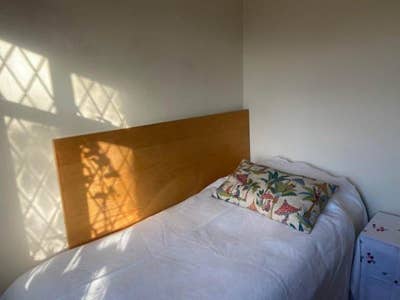 Spacious Single Room Available - Ilford, IG2  Main Photo