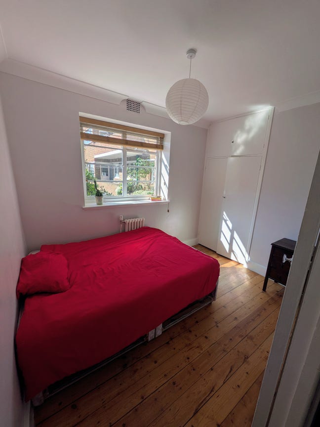 One month sublet in Herne Hill Main Photo