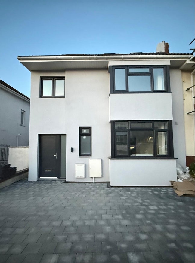 *New Furnished 7 Bedroom All En-Suites Property*   Main Photo