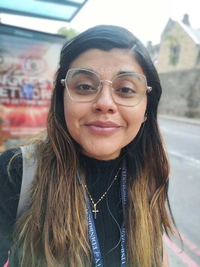 35 year old Female seeks a single or double room Main Photo