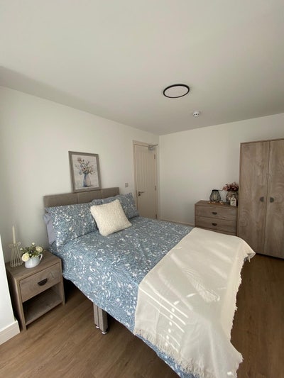 🏡 Double En-Suite Rooms Available ,– Modern Co-Liv Main Photo