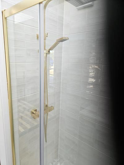 One bedroom  en suite. On the ground floor  Main Photo