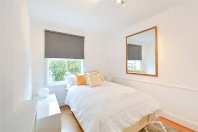 Whole 2 bed apartment in Highbury Main Photo