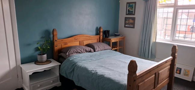 Double furnished bedroom Main Photo