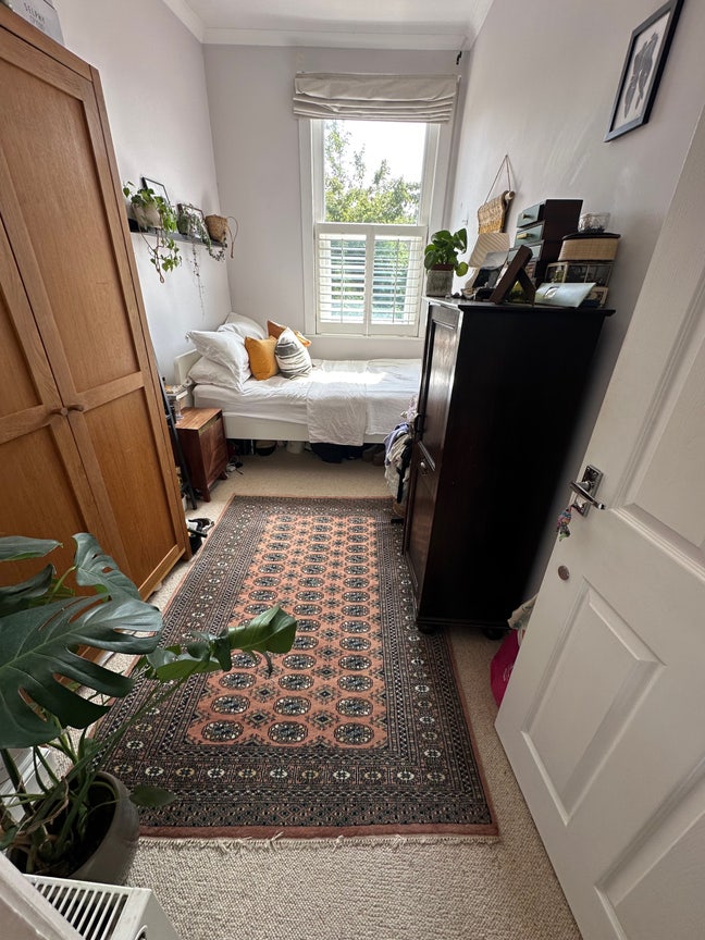 Double room to rent in 2 bed property in Clapton Main Photo