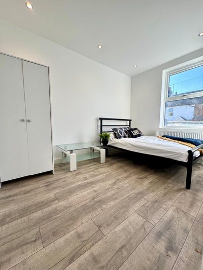 Double Room Ready to Move‼️ Main Photo