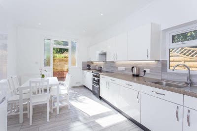 Double Room Willesden Junction Main Photo