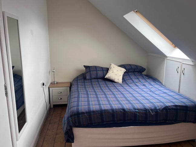 City centre double room, bills included great view Main Photo