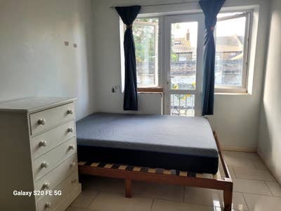 A spacious room in N17, near White Hart Lane Main Photo