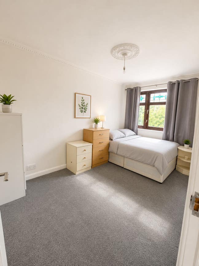 4 x Brand New Double Rooms Poplar|Couples Ok . Main Photo