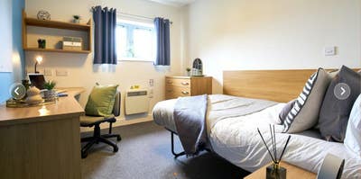 Room available for rent to takeover for academic 5 Main Photo