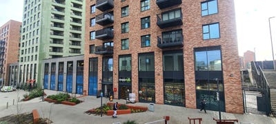 Double skyview room in a new modern development Main Photo