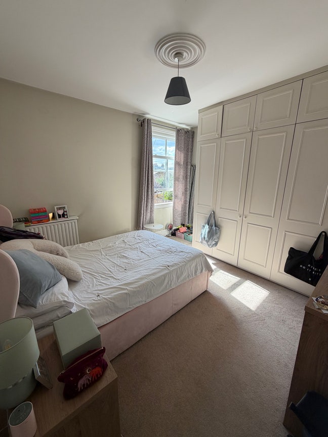 Lovely double room in Earlsfield flatshare Main Photo