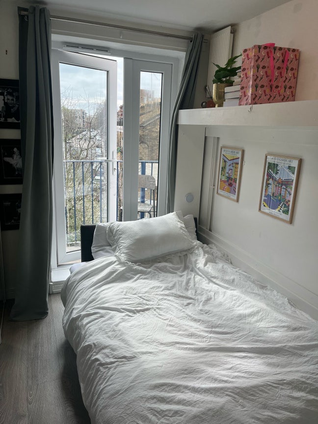 1 bed room in Whitechapel  Main Photo