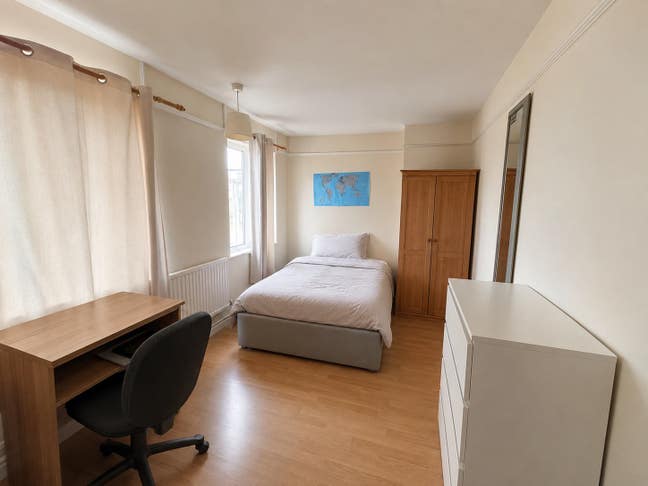 Double room in city centre Main Photo