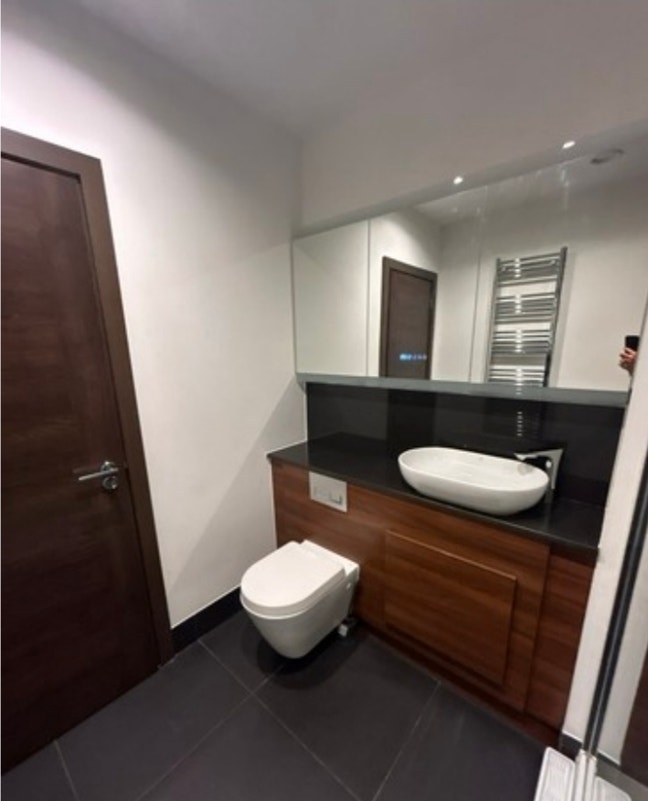 Ensuite double room available Main Photo