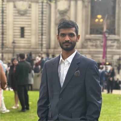 Professional Male seeks a single or double room Main Photo