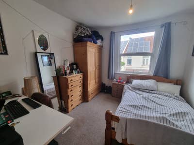 Room in 2 bed house in the heart of bedminster  Main Photo