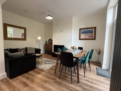 Student House in Withington - Immediate move-in Main Photo