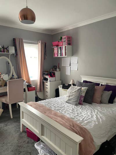 Short Term Double Room to rent Main Photo